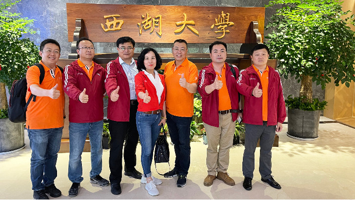 科技創(chuàng)新CEO特訓(xùn)營依斯倍環(huán)保走進(jìn)浙江，共同探討企業(yè)成長治理之道