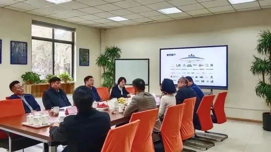 連云港連云區(qū)領導一行走進依斯倍，深化交流謀發(fā)展